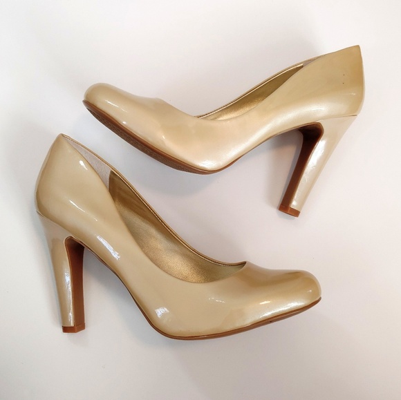 jessica simpson caprielle high heel